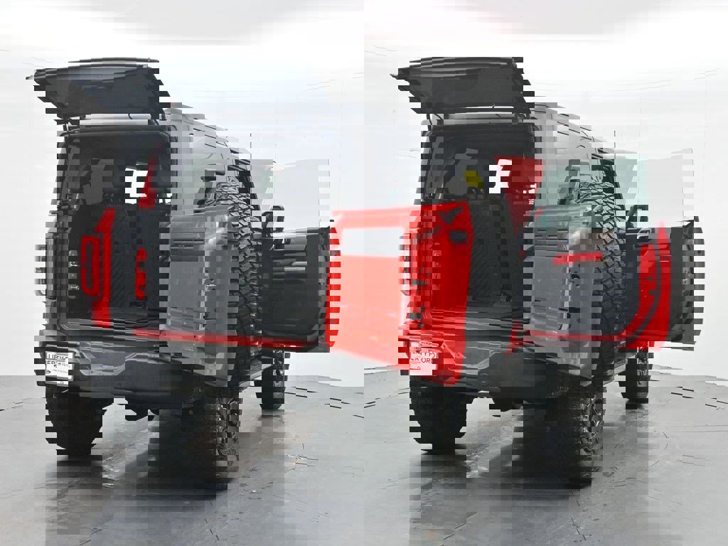 Used 2022 Ford Bronco Wildtrak image 36