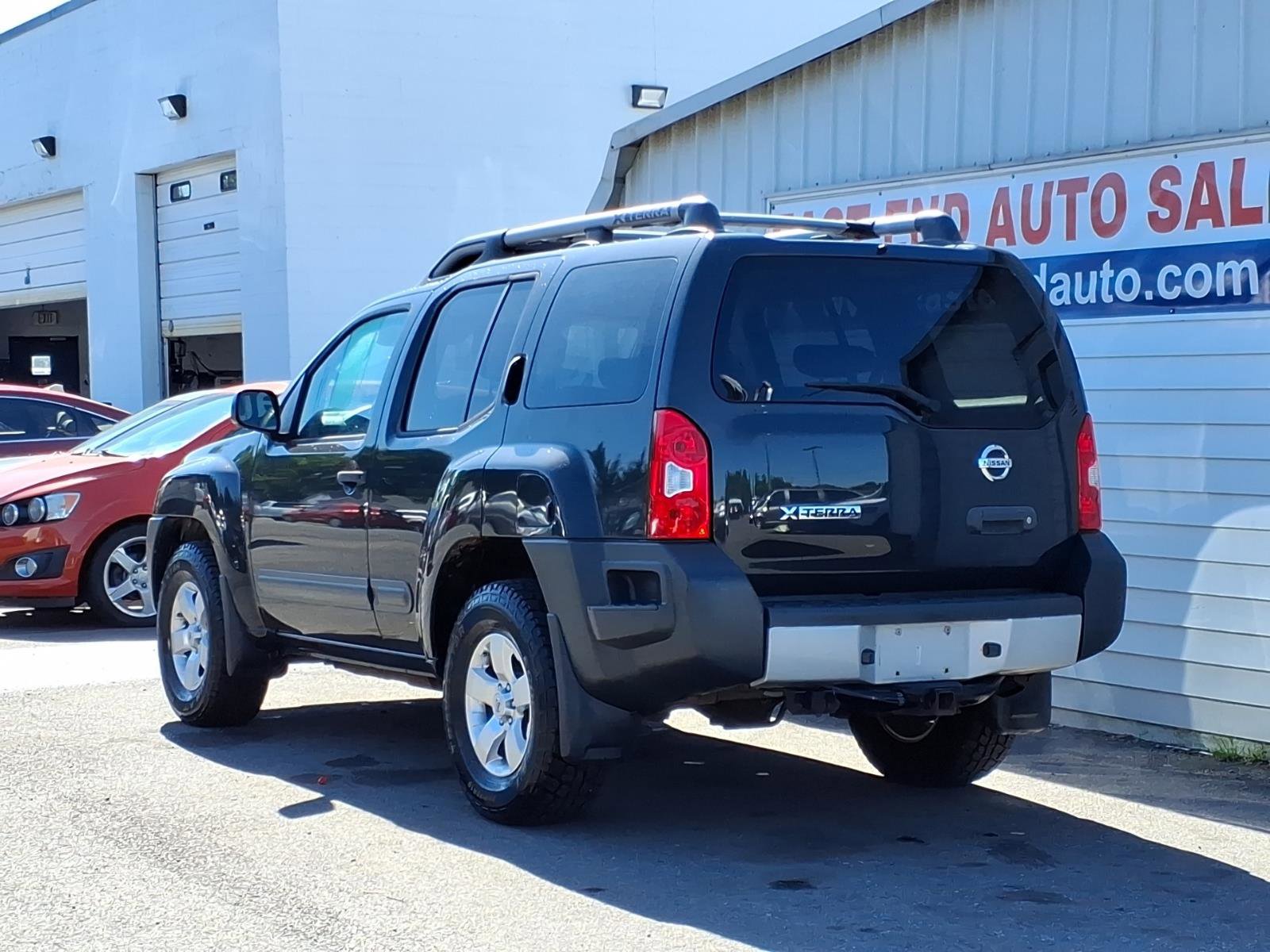 Used 2011 Nissan Xterra S w/ 4X4 Value Package image 3