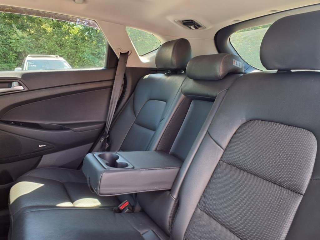 Used 2021 Hyundai Tucson Ultimate w/ Cargo Package image 20