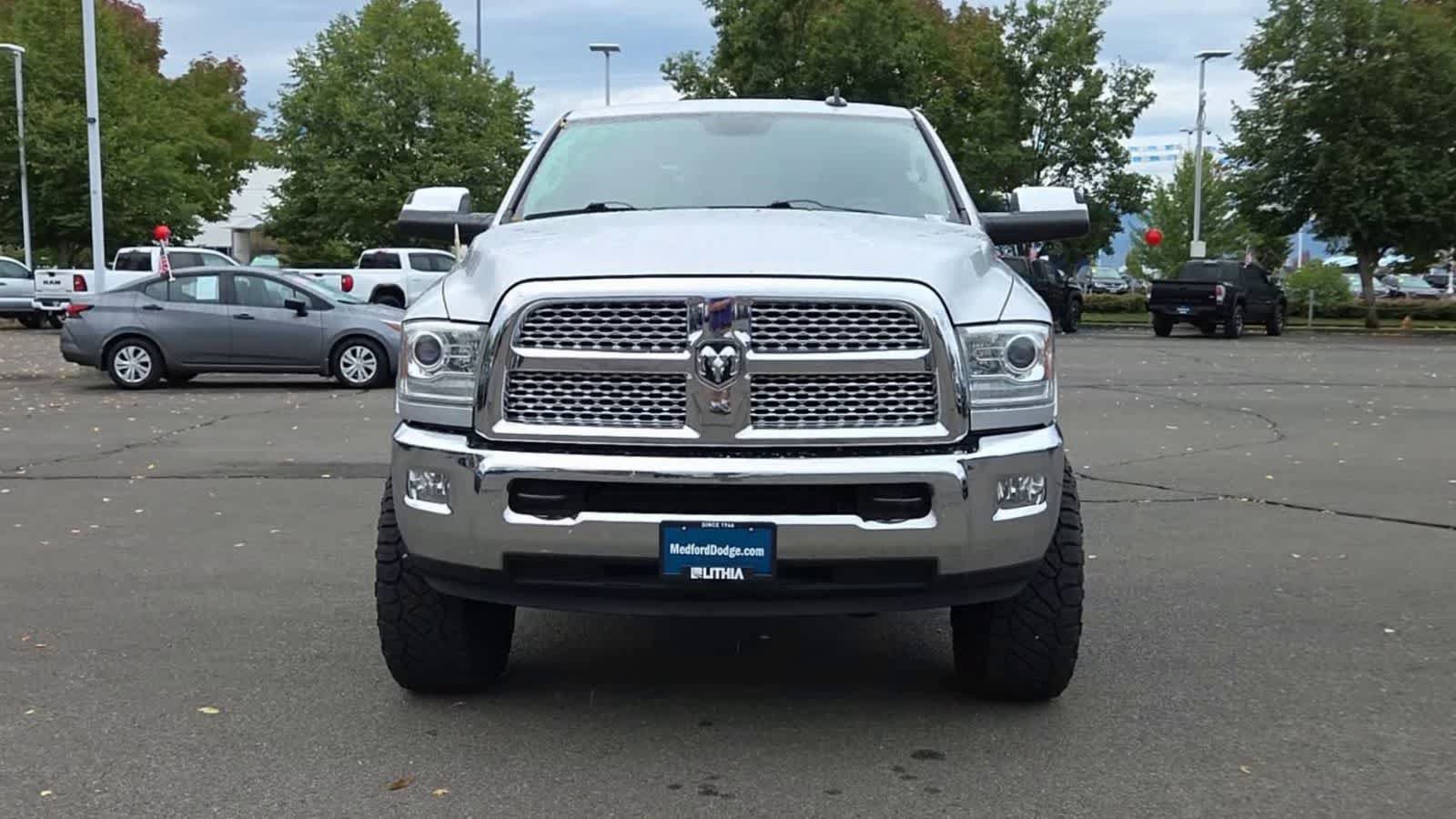 Used 2014 RAM 2500 Laramie w/ Convenience Group AWD/4WD image 3
