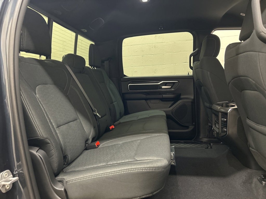 New 2026 RAM 1500 4x4 Crew Cab image 9