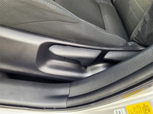 Used 2020 Toyota Corolla SE image 12