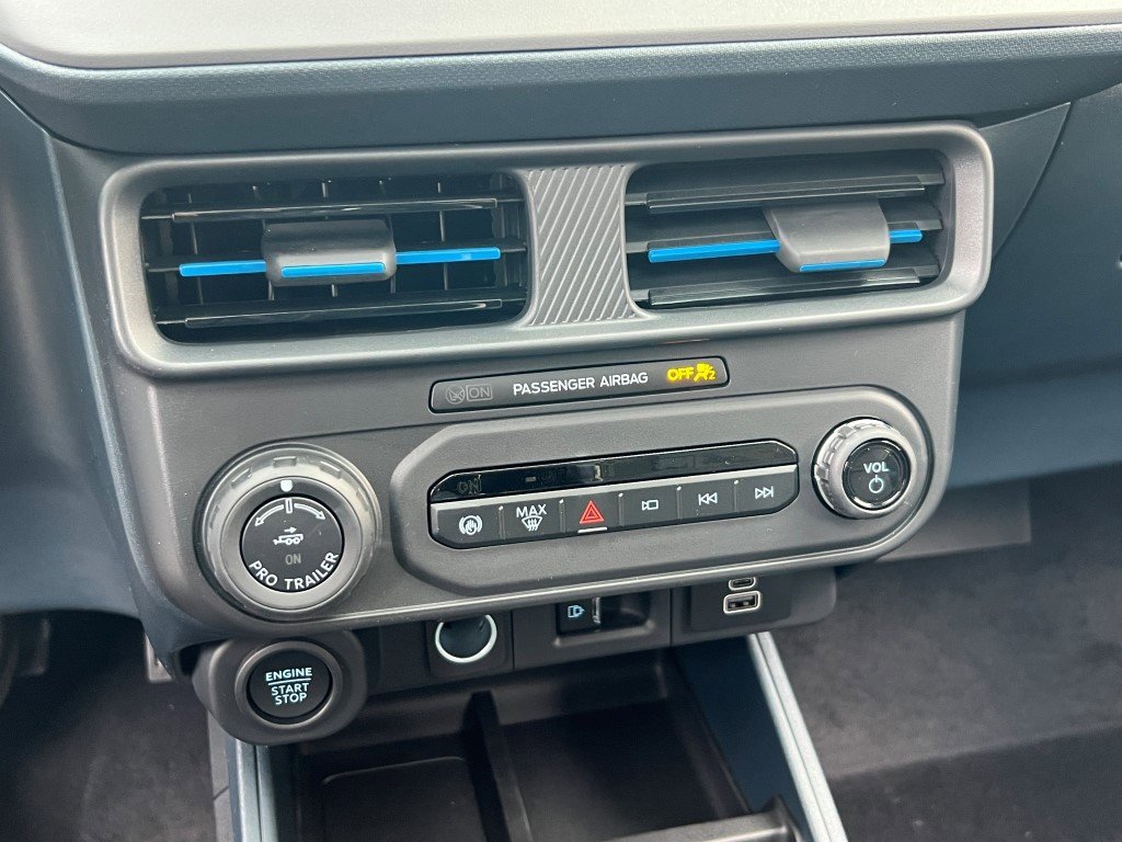 New 2026 Ford Maverick Lobo image 20