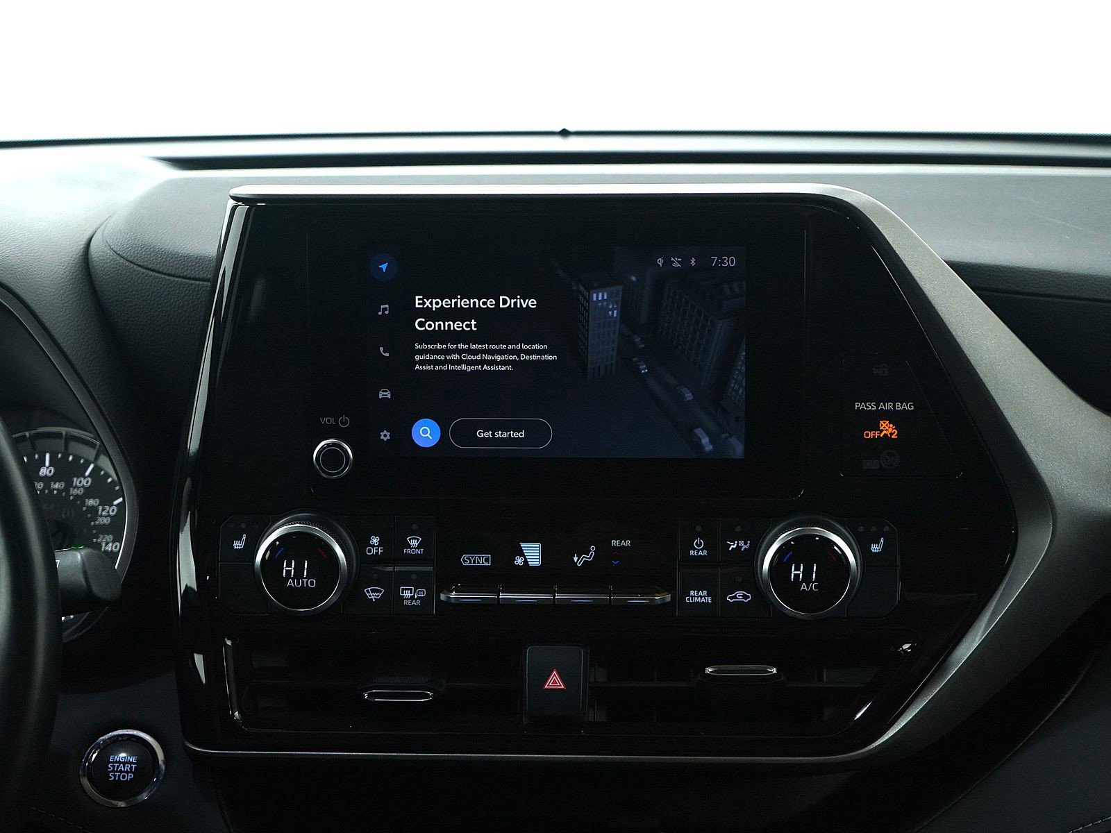 Used 2023 Toyota Highlander XLE image 15