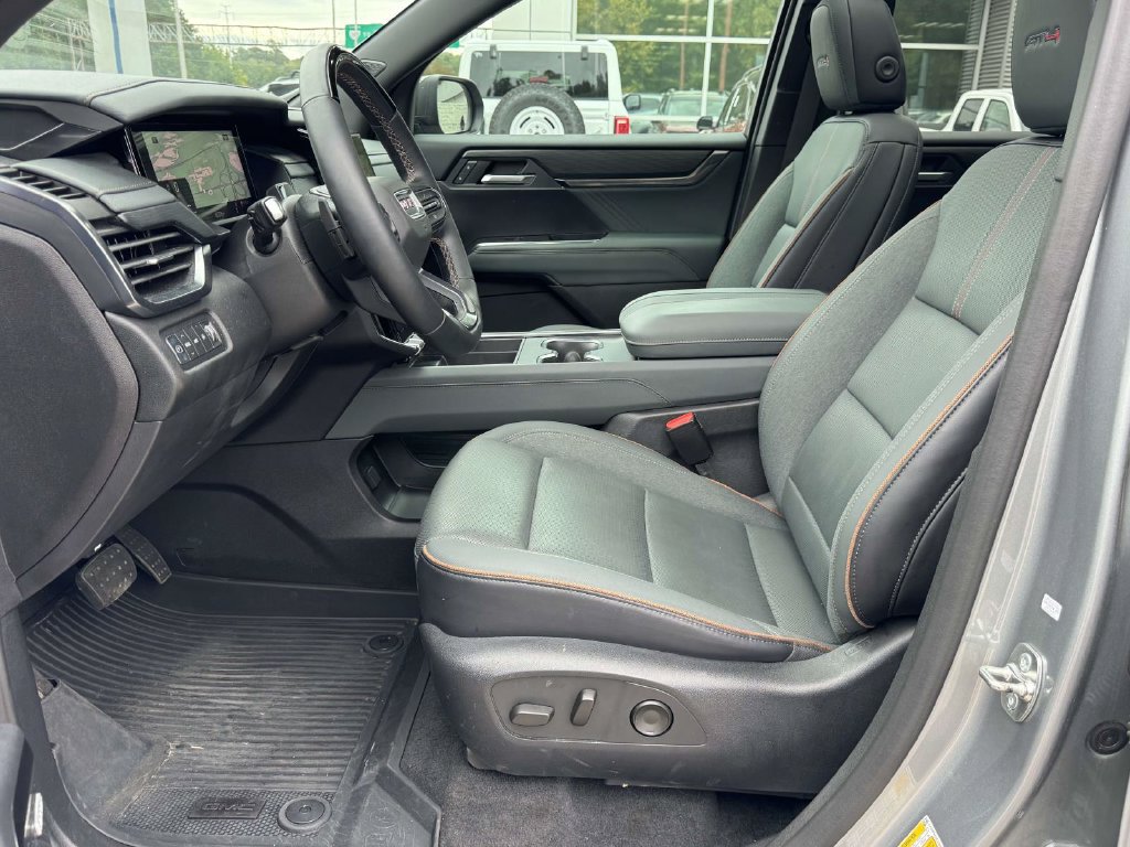 Used 2024 GMC Acadia AT4 w/ Super Cruise Package AWD/4WD image 21