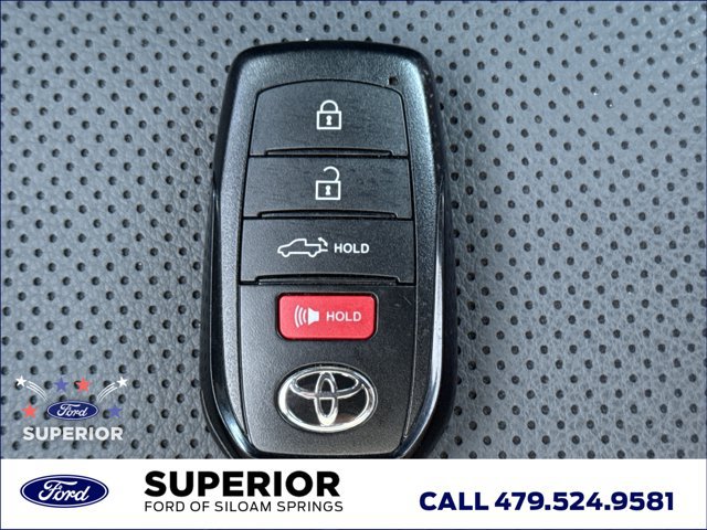 Used 2025 Toyota Tacoma Limited AWD/4WD image 28