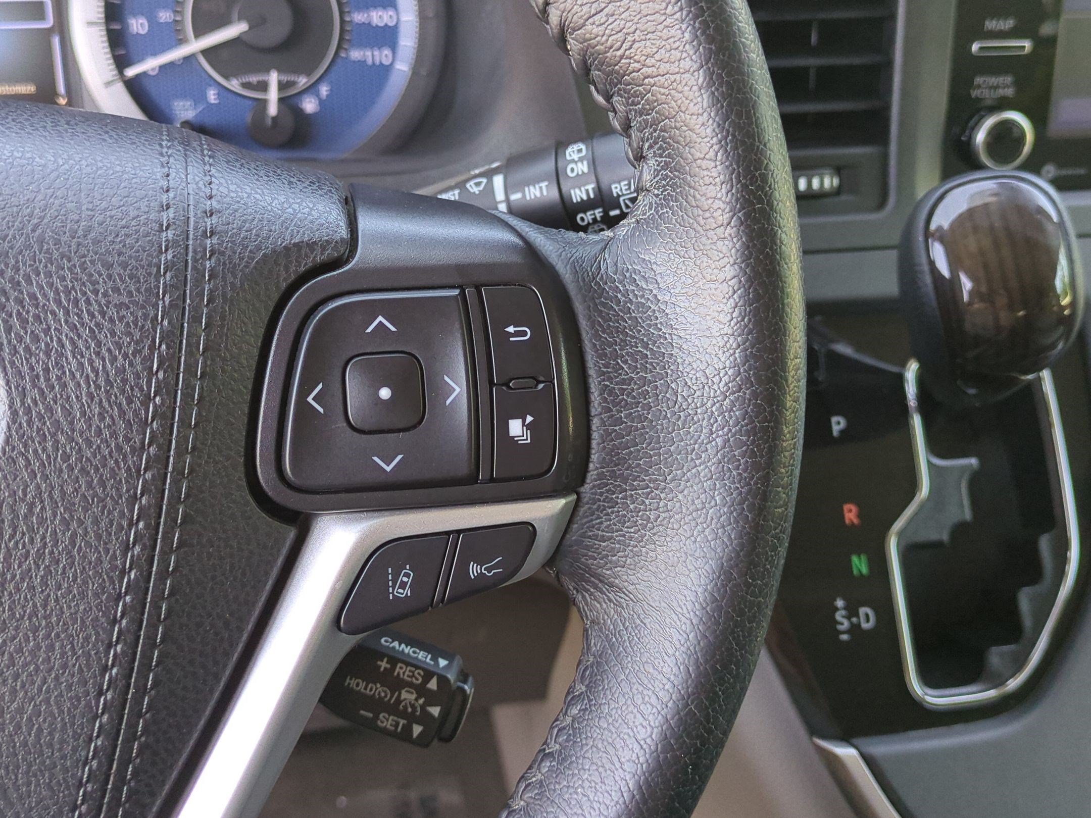Used 2020 Toyota Sienna XLE FWD image 20