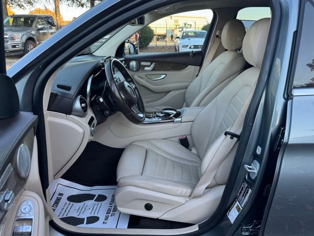 Used 2016 Mercedes-Benz GLC 300 image 14