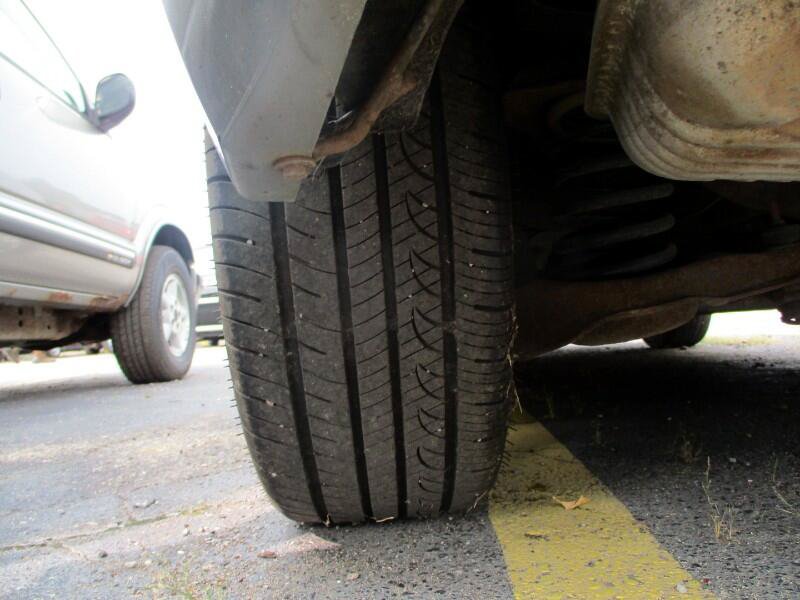 Used 2008 Ford Focus SE FWD image 15