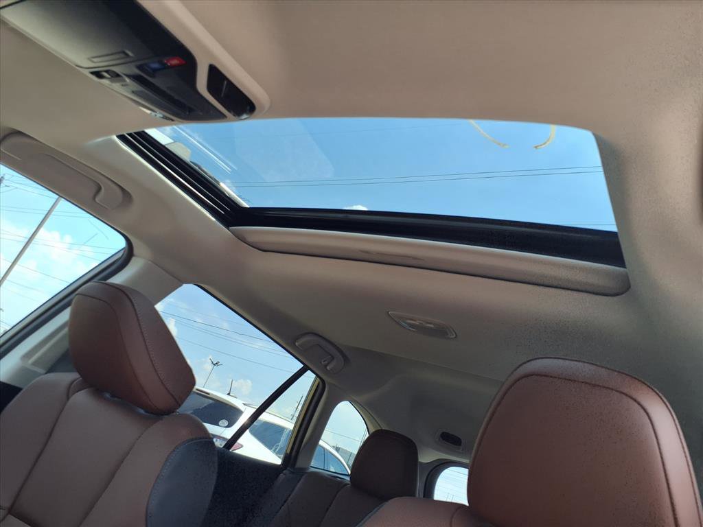 New 2025 Subaru Outback Touring XT image 4