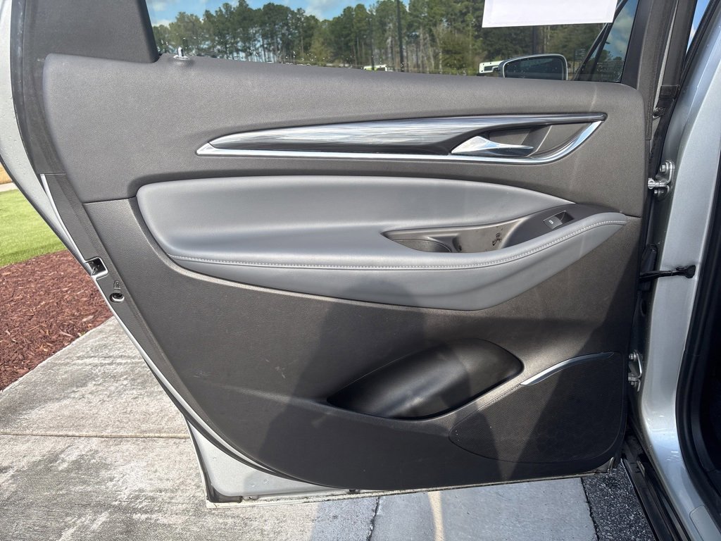 Used 2019 Buick Enclave Premium w/ Experience Buick Package image 19