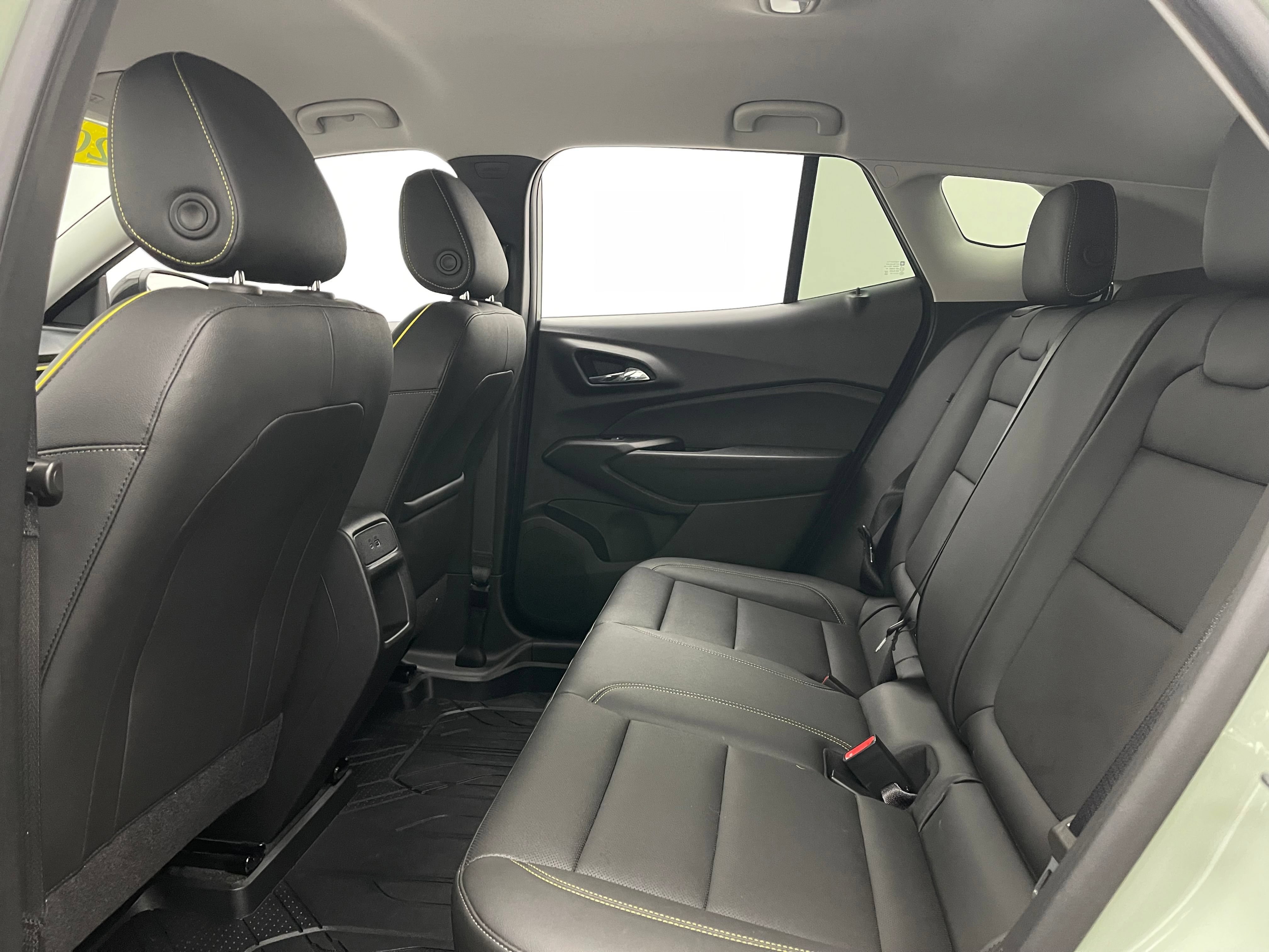 Used 2024 Chevrolet Trax ACTIV w/ Driver Confidence Package FWD image 38