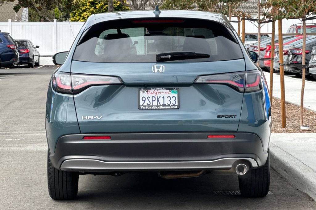 Certified 2025 Honda HR-V Sport image 5
