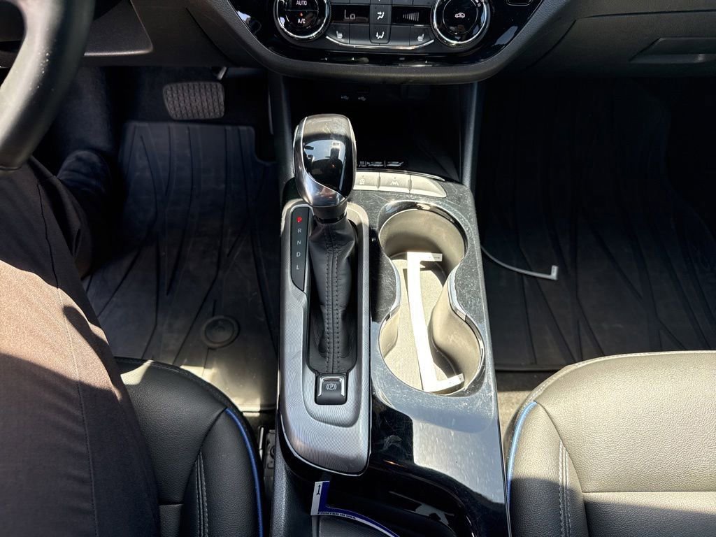 Used 2024 Buick Envista Sport Touring w/ Convenience I Package FWD image 8