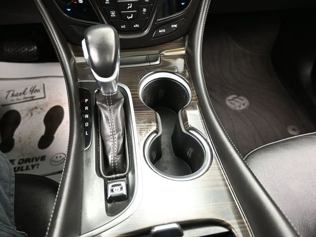 Used 2019 Buick Envision Essence w/ LPO, Active Package image 11