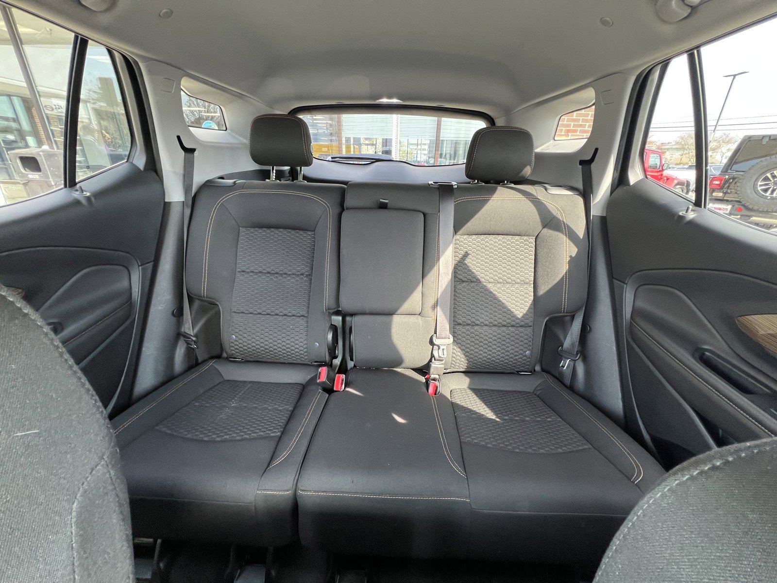 Used 2020 GMC Terrain SLE w/ Driver Convenience Package image 16