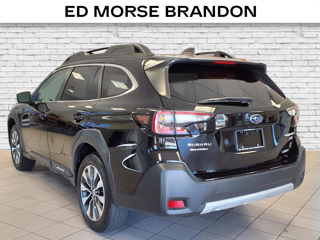 Used 2024 Subaru Outback Limited XT image 3