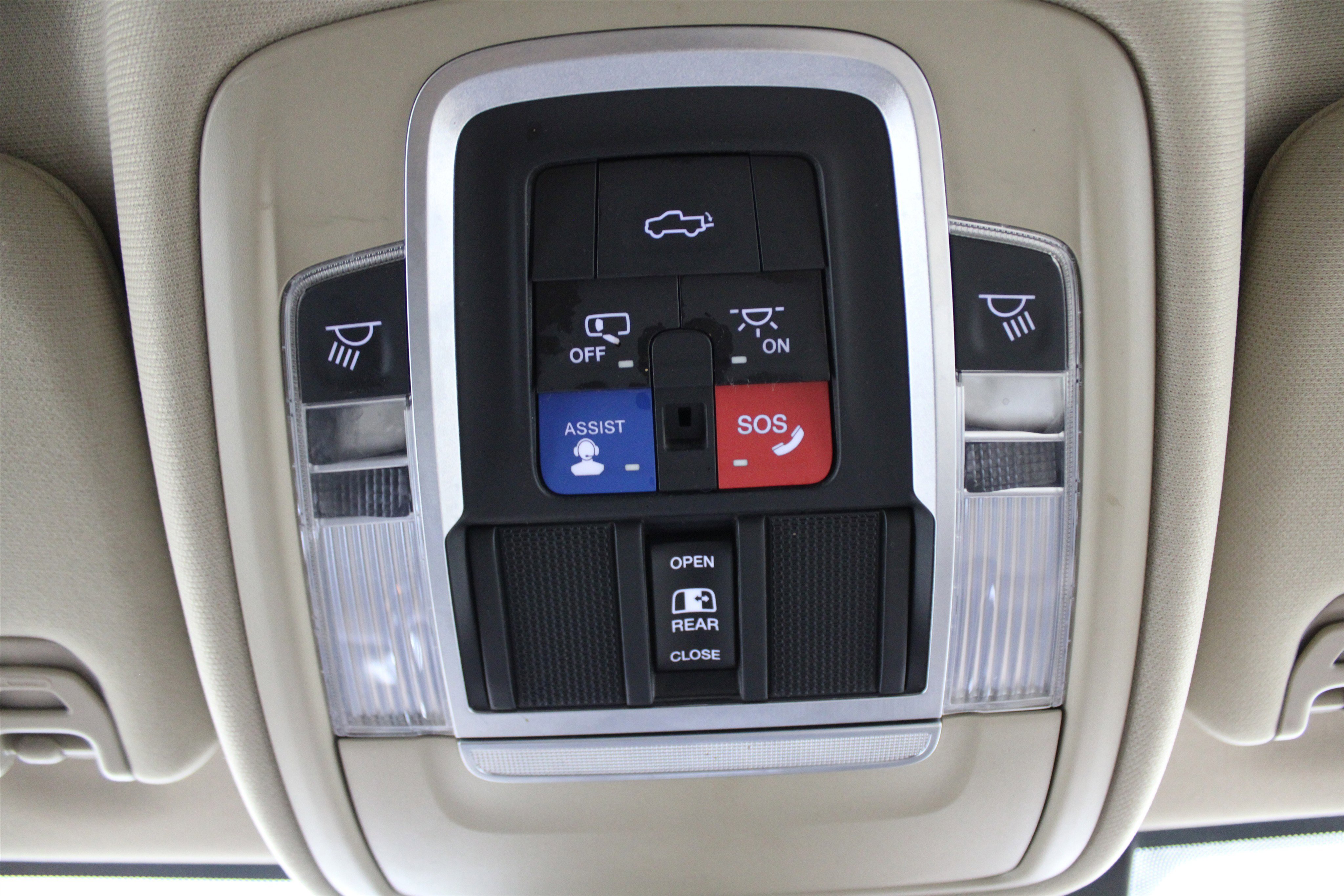 Used 2020 RAM 2500 Laramie image 21