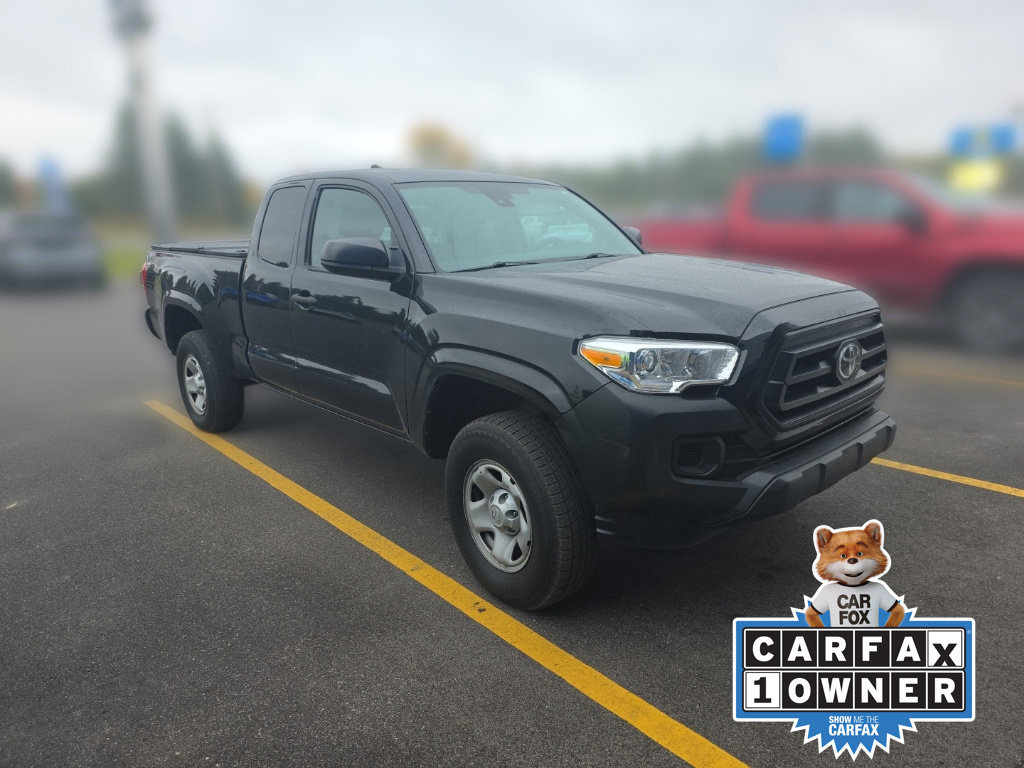 Used 2022 Toyota Tacoma SR AWD/4WD image 3