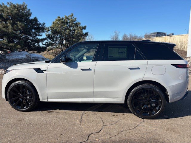 New 2026 Land Rover Range Rover Sport Dynamic SE image 8