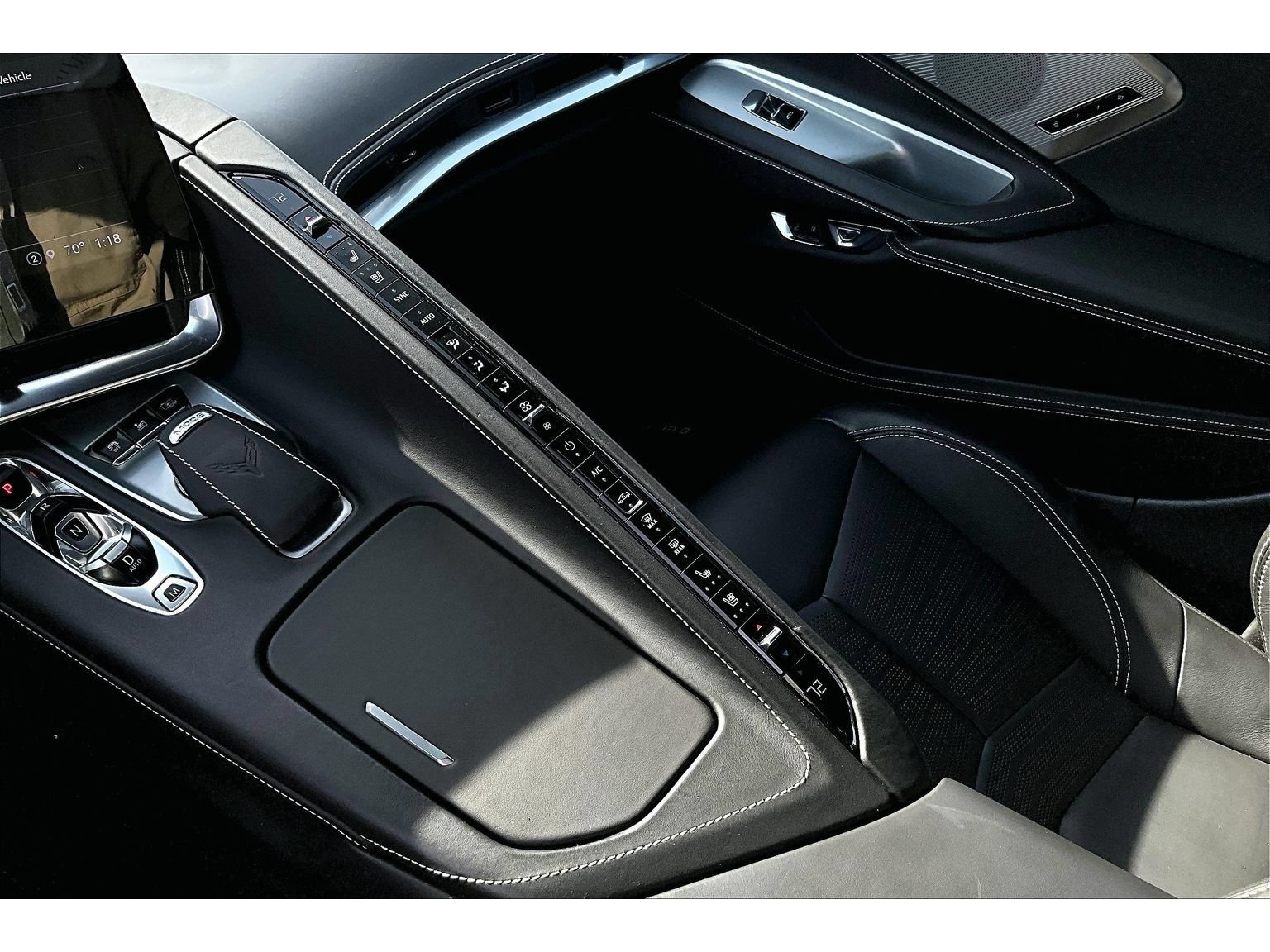 Used 2022 Chevrolet Corvette Stingray Premium Conv w/ Z51 Performance Package RWD image 23