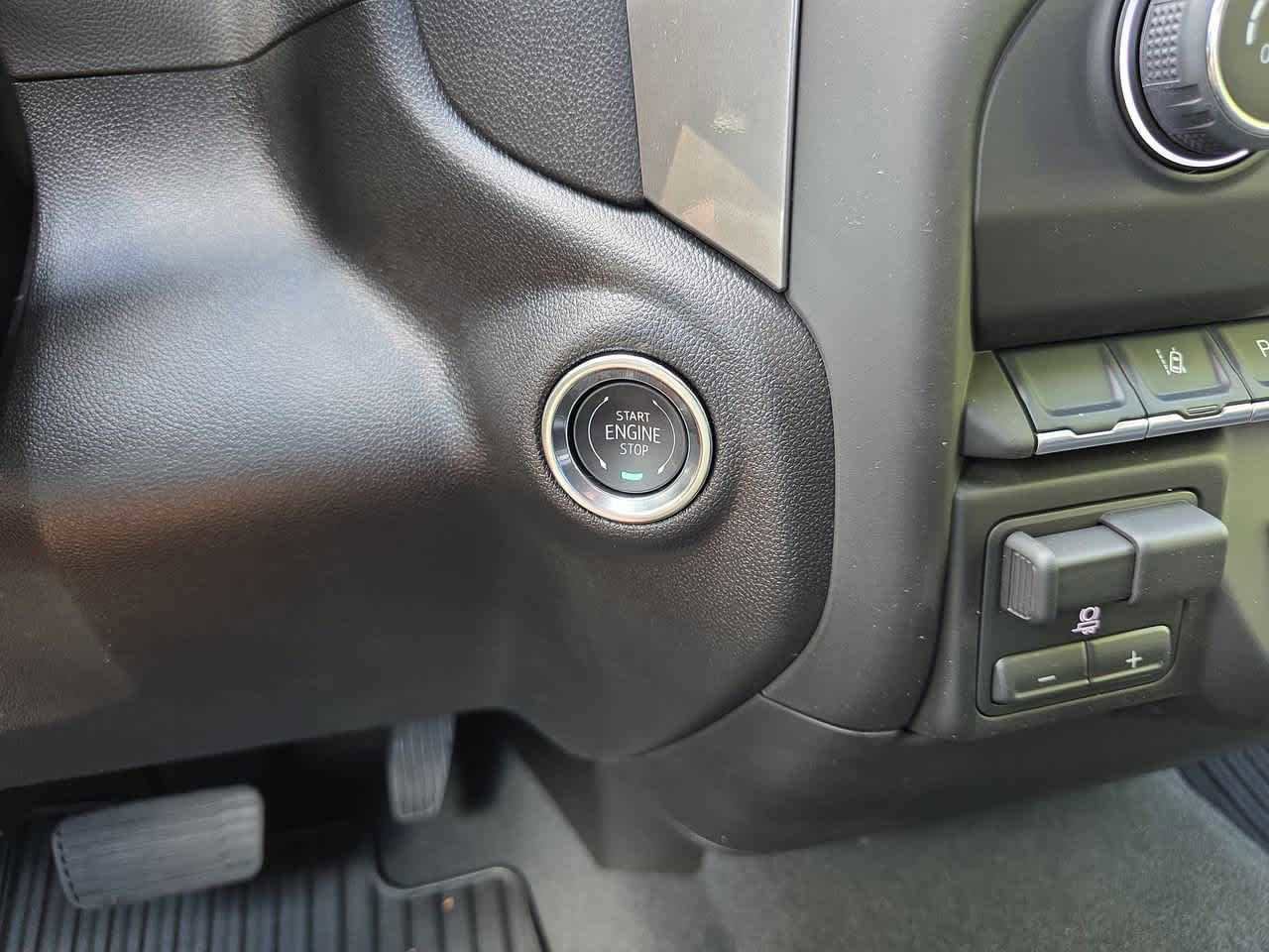 New 2026 Chevrolet Silverado 2500 Custom w/ Custom Value Package image 25