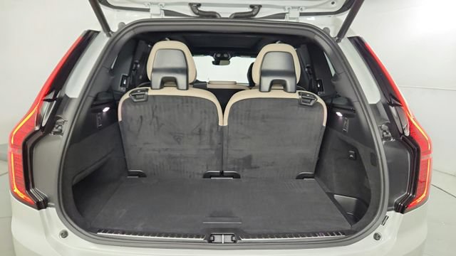 Certified 2026 Volvo XC90 B6 Ultra w/ Protection Package AWD/4WD image 43