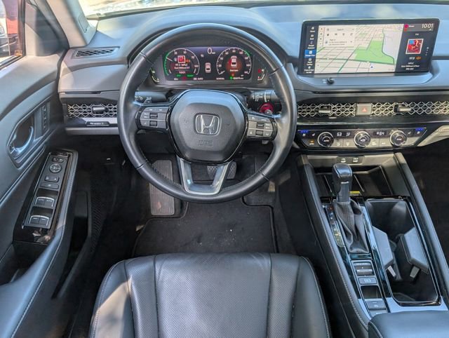Used 2023 Honda Accord Touring image 12