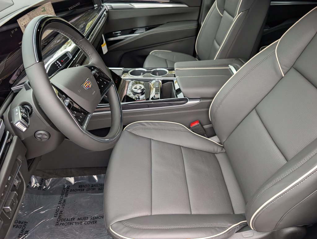 New 2027 Cadillac Escalade Sport w/ LPO, ONYX Package AWD/4WD image 11