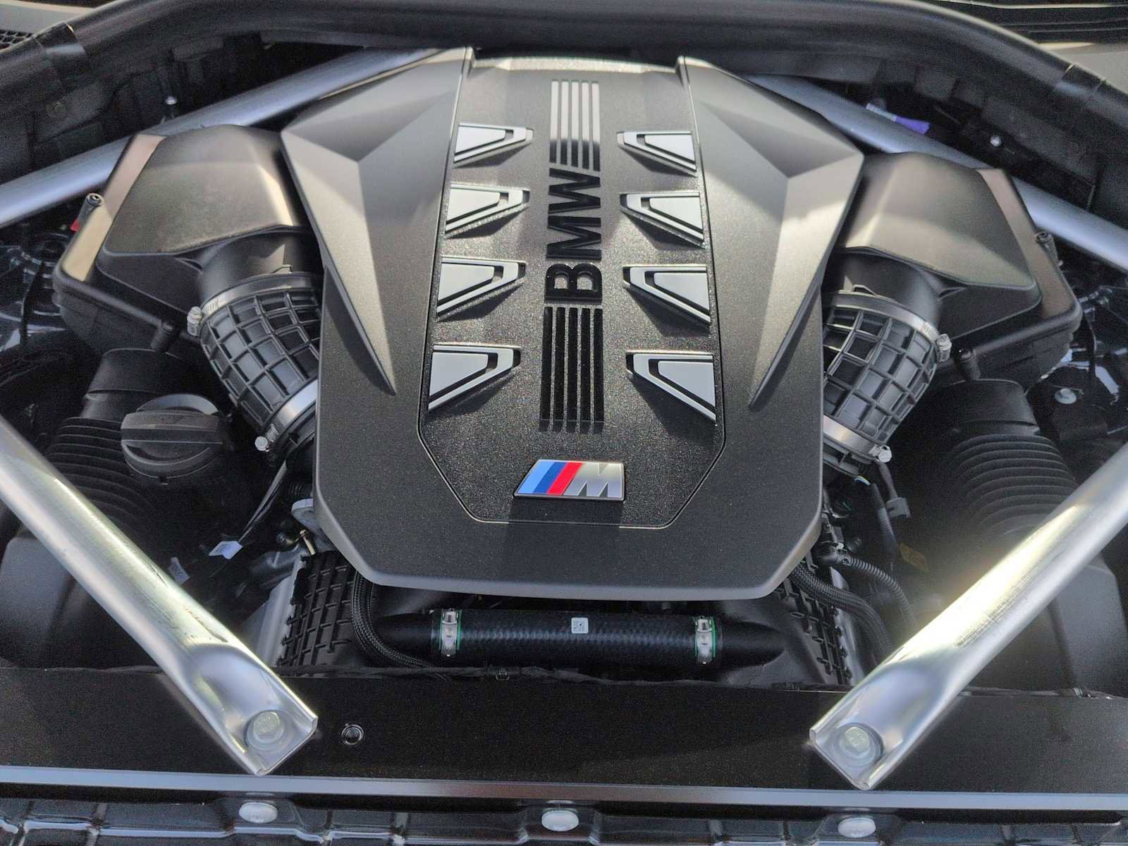 New 2026 BMW X5 M60i image 14