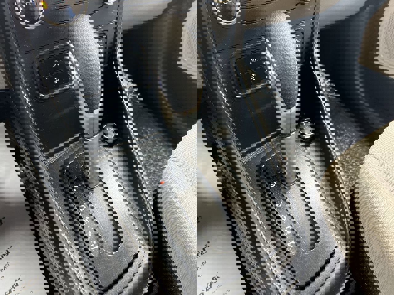 Used 2021 Ford EcoSport S image 26