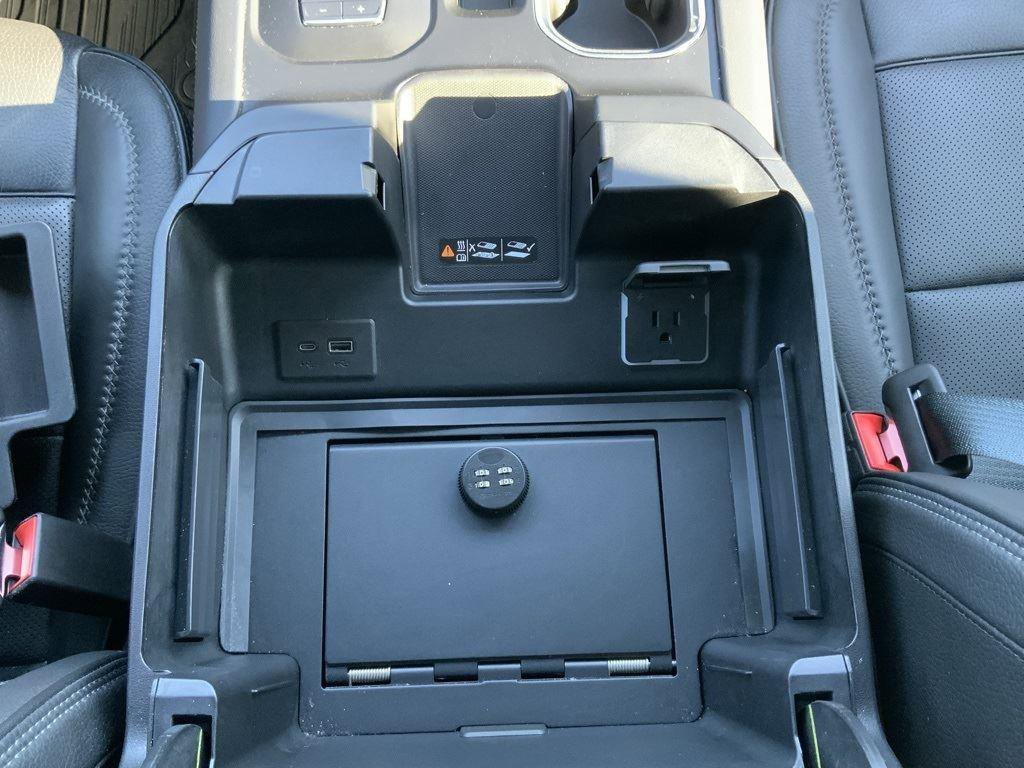 Used 2024 GMC Sierra 1500 Denali w/ Technology Package image 56