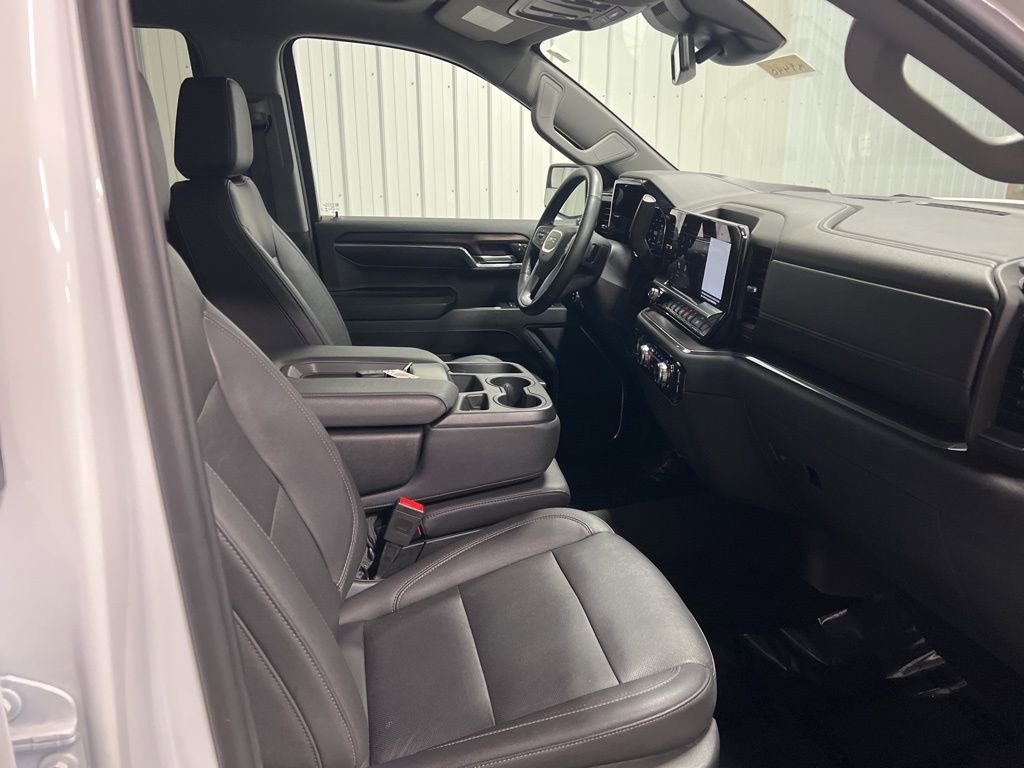 Certified 2024 GMC Sierra 1500 SLT image 9