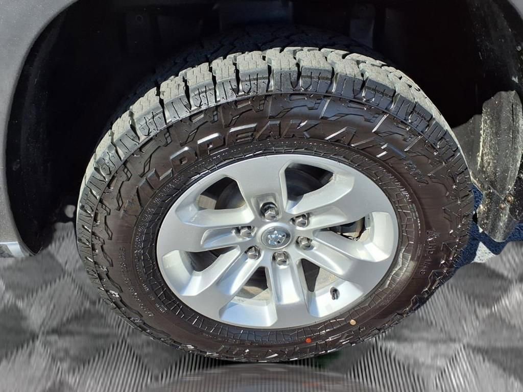 Used 2020 RAM 1500 Laramie image 22