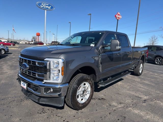 Used 2025 Ford F250 XLT AWD/4WD image 1