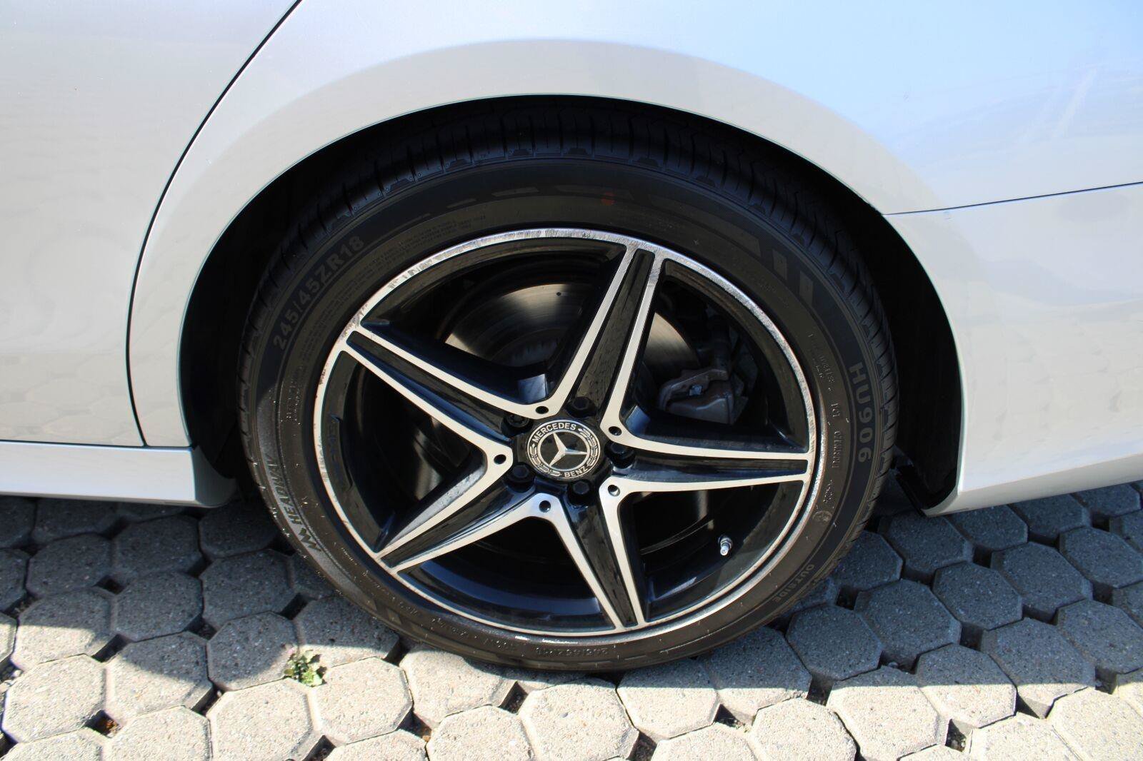 Used 2018 Mercedes-Benz E 300 image 15