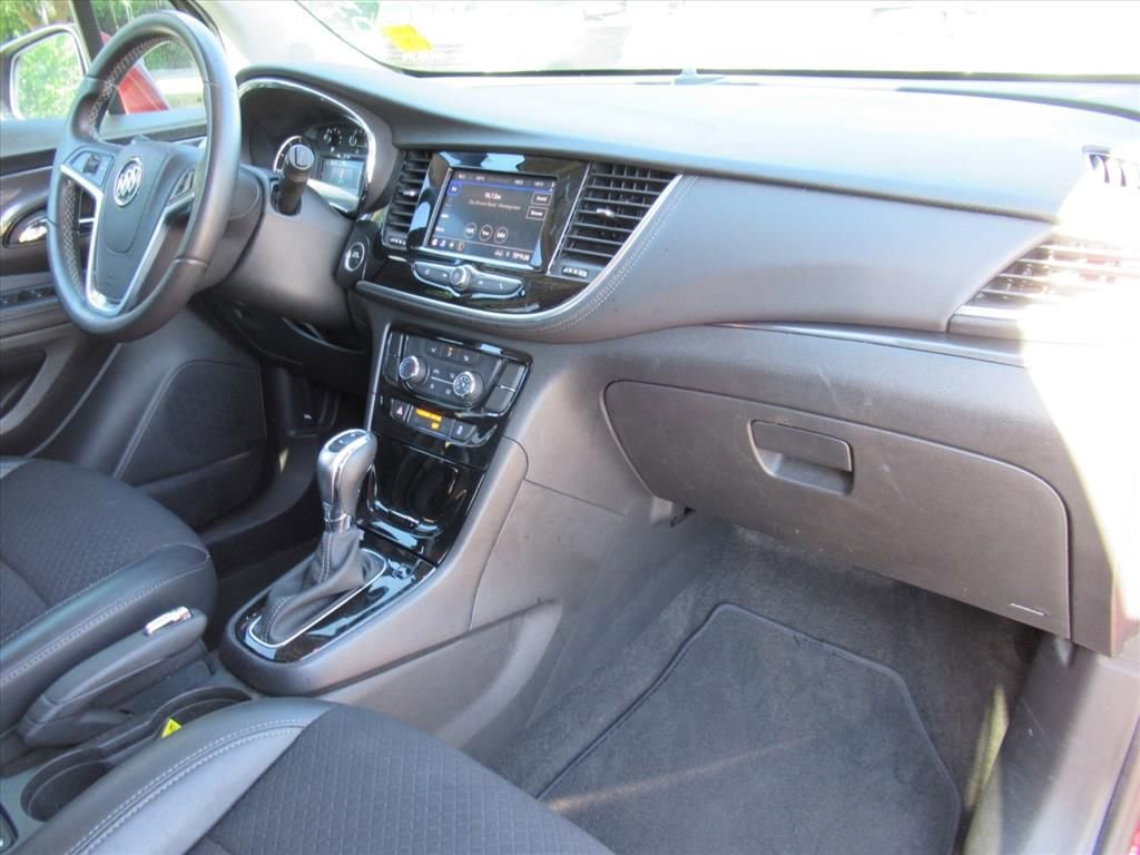 Used 2022 Buick Encore Preferred w/ Safety Package FWD image 11