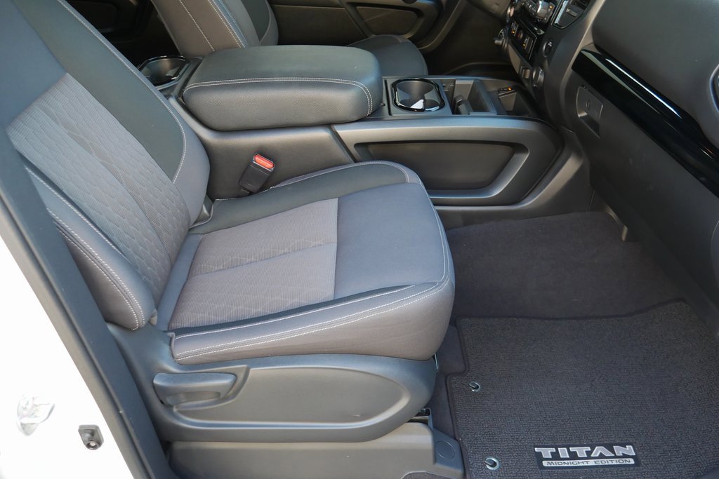 Used 2023 Nissan Titan SV w/ SV Convenience Package image 21