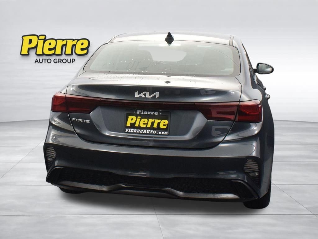 Used 2023 Kia Forte LXS image 7