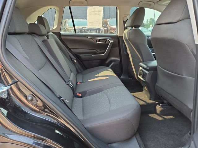 Used 2024 Toyota RAV4 XLE AWD/4WD image 35