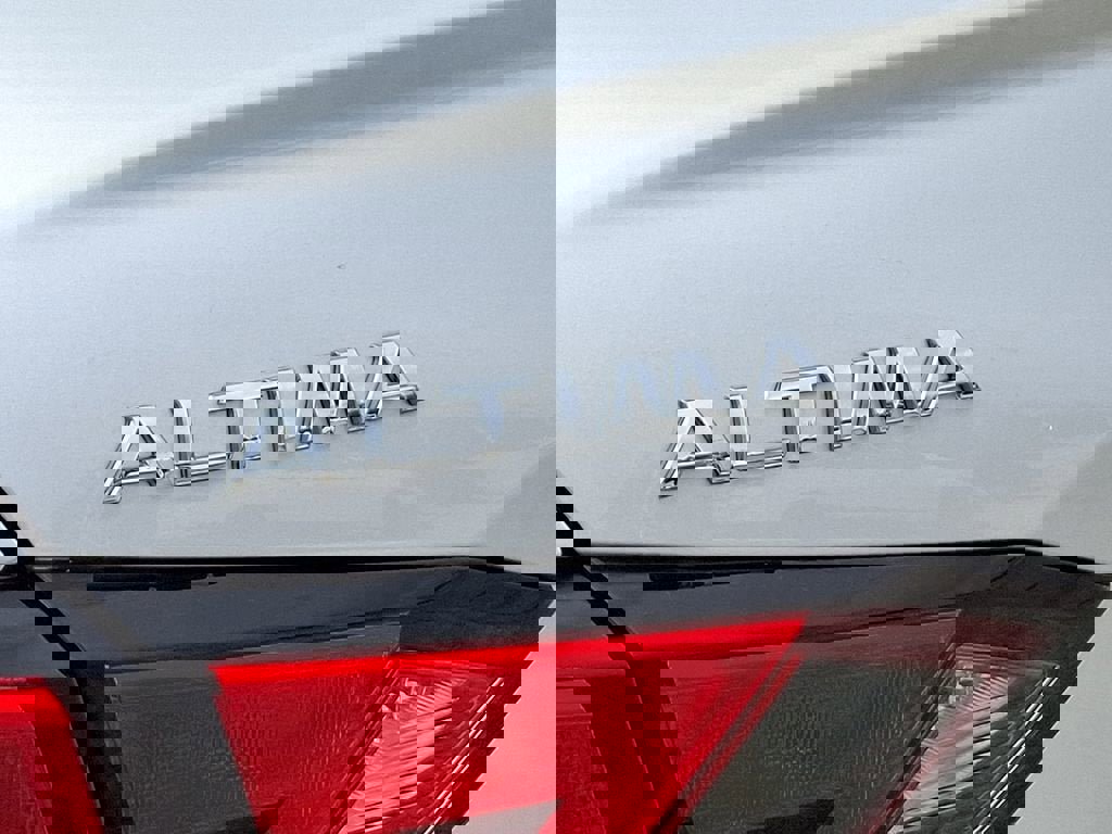 Used 2019 Nissan Altima 2.5 SR image 32