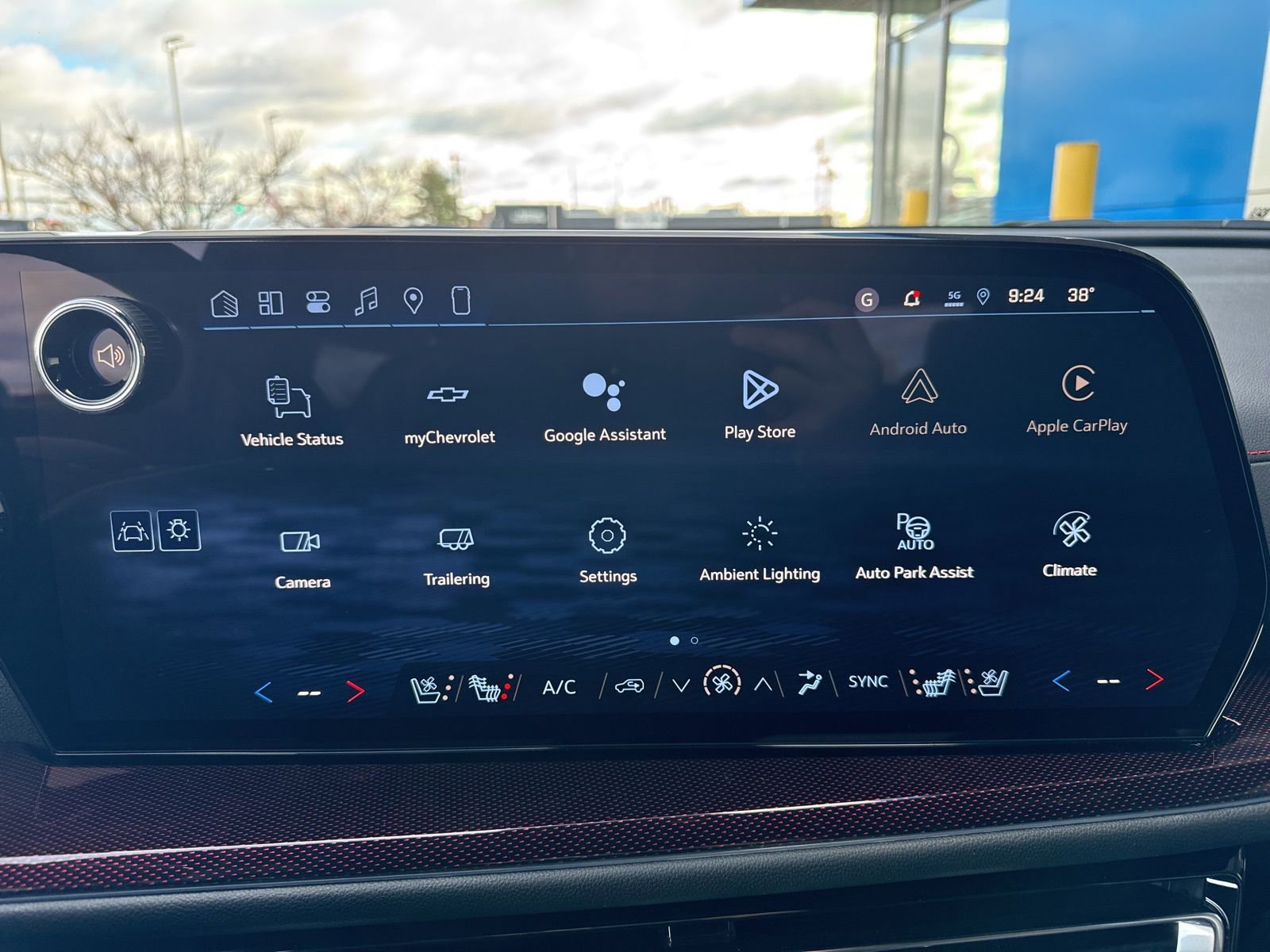 New 2026 Chevrolet Traverse RS AWD/4WD image 21