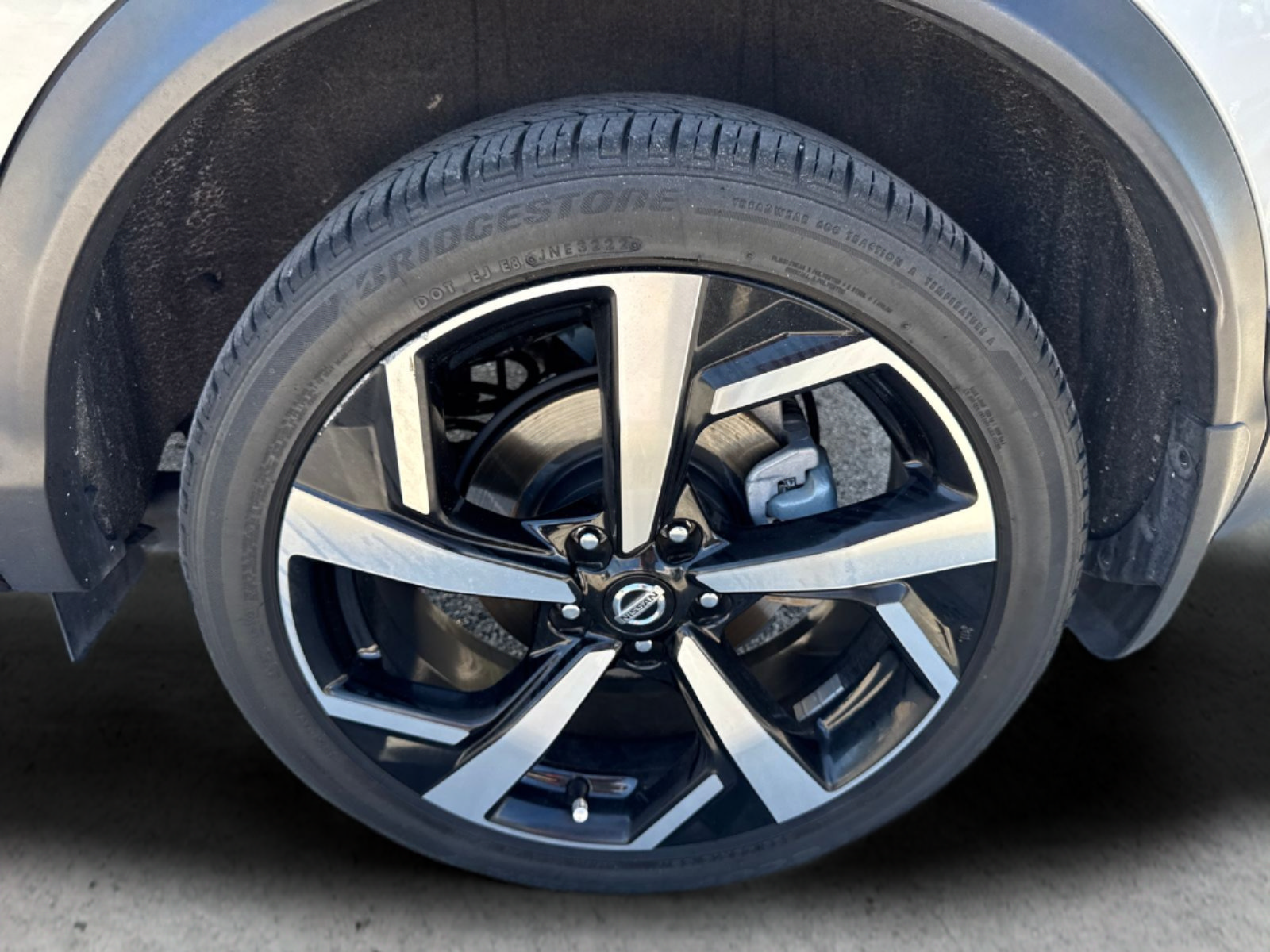 Certified 2022 Nissan Rogue Sport SL w/ Premium Package AWD/4WD image 47