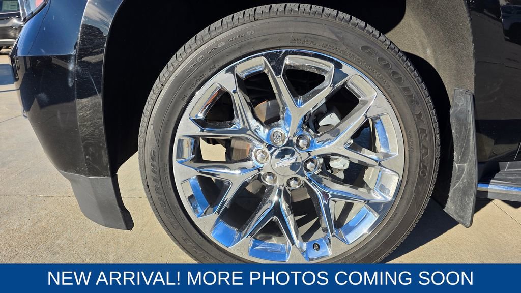 Used 2017 Chevrolet Suburban Premier image 10