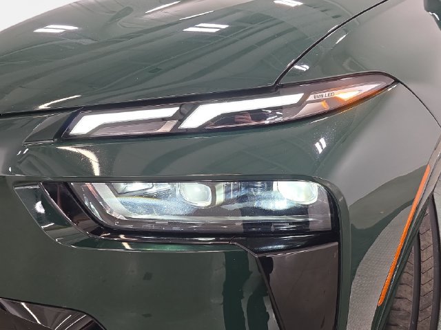 Certified 2025 BMW X7 M60i AWD/4WD image 26