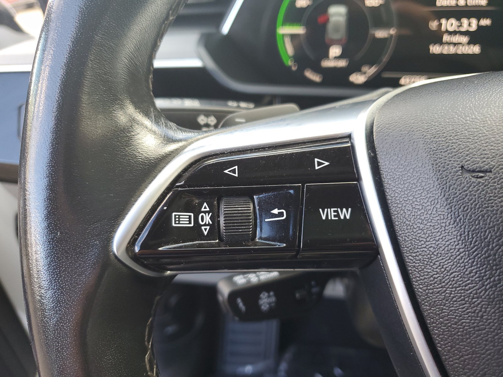 Used 2024 Audi Q8 e-tron Premium Plus AWD/4WD image 30