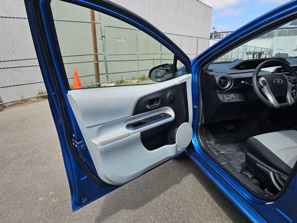 Used 2012 Toyota Prius C Three FWD image 18