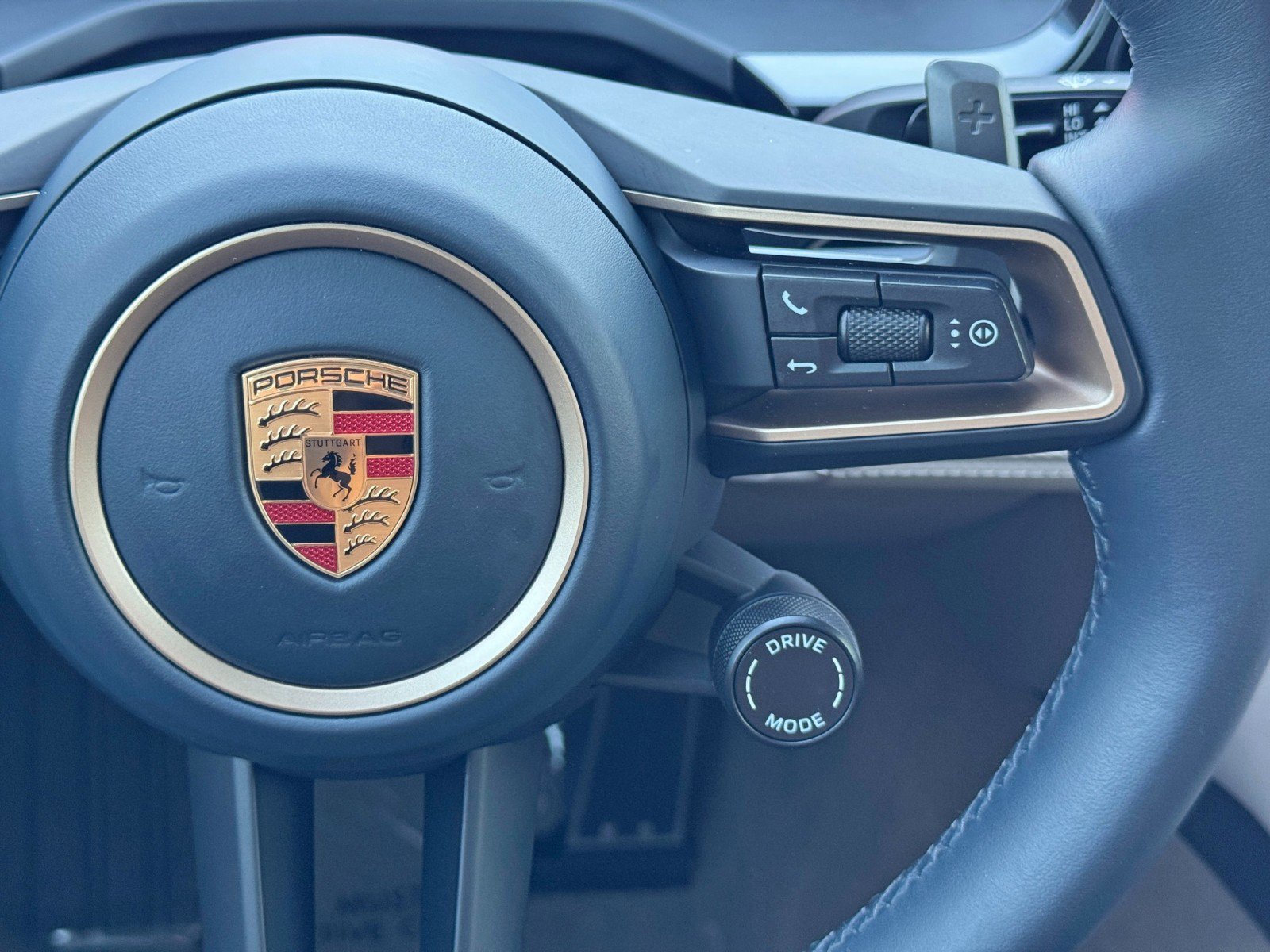 Used 2024 Porsche Panamera 4 AWD/4WD image 23