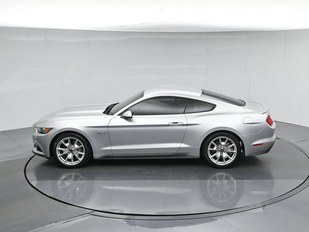 Used 2015 Ford Mustang GT Premium w/ Equipment Group 401A RWD image 38