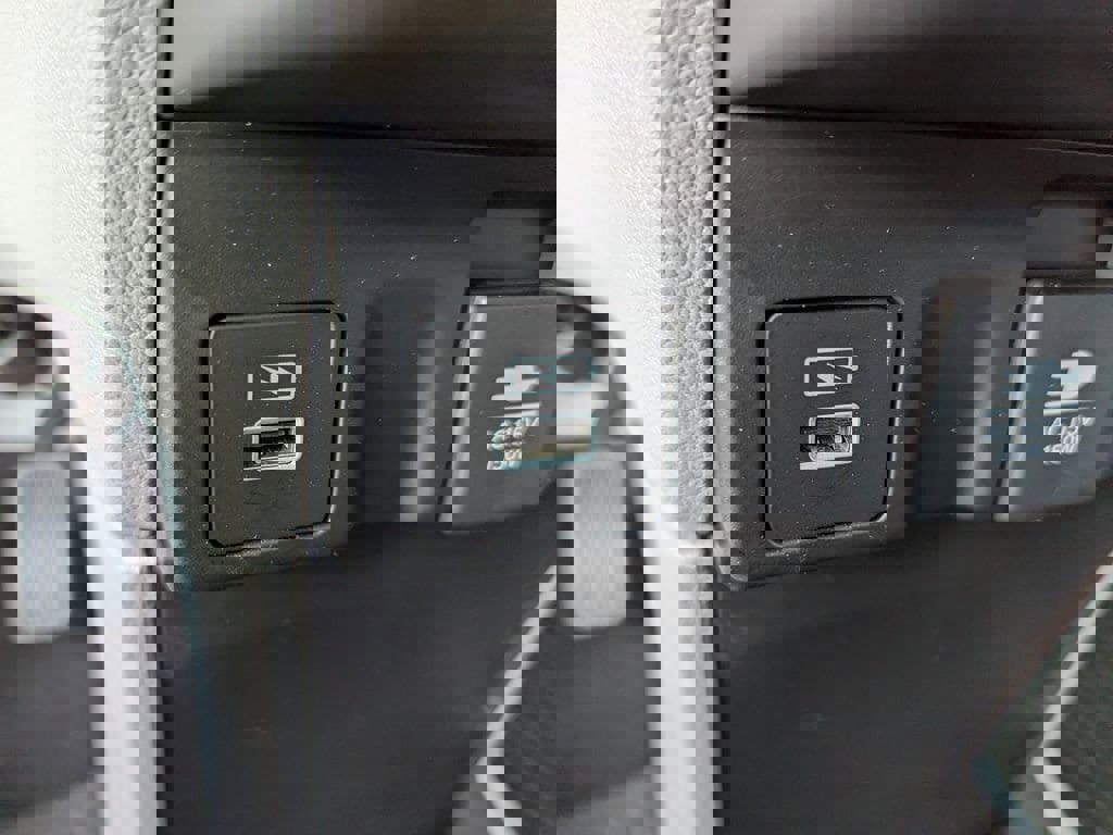 Used 2024 Honda Odyssey Elite image 24